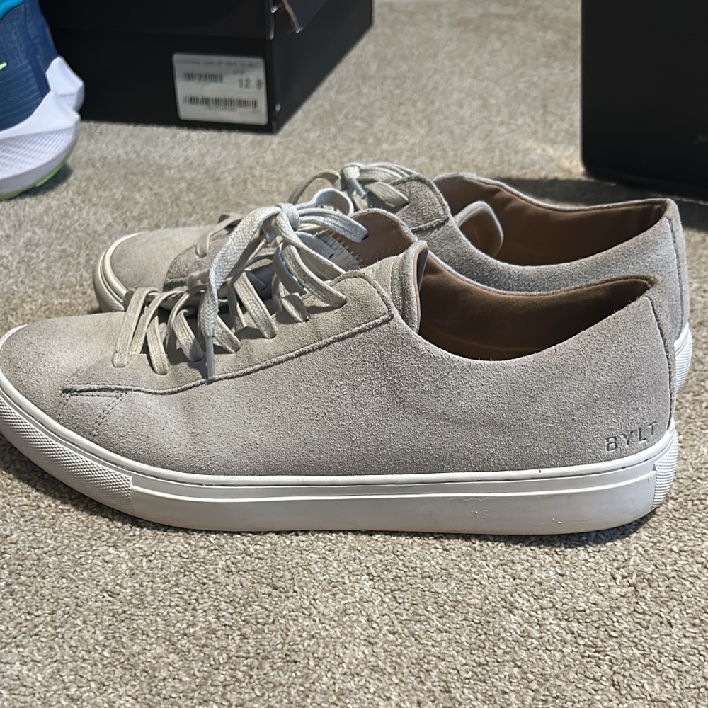 BYLT Men's Gray Casual Sneakers